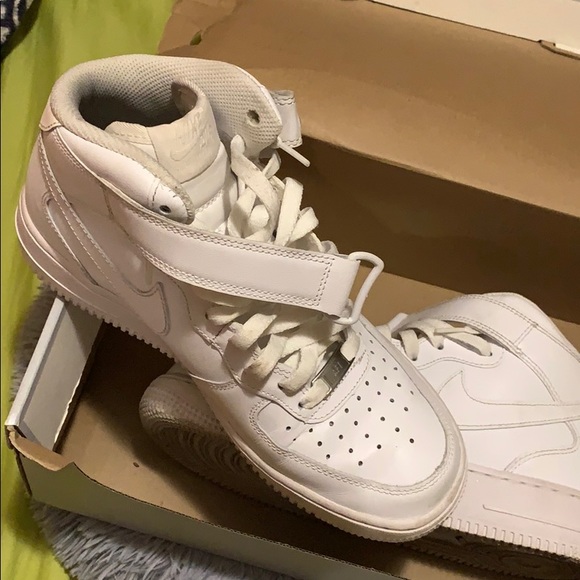 Nike Air Force ones - Picture 2 of 7